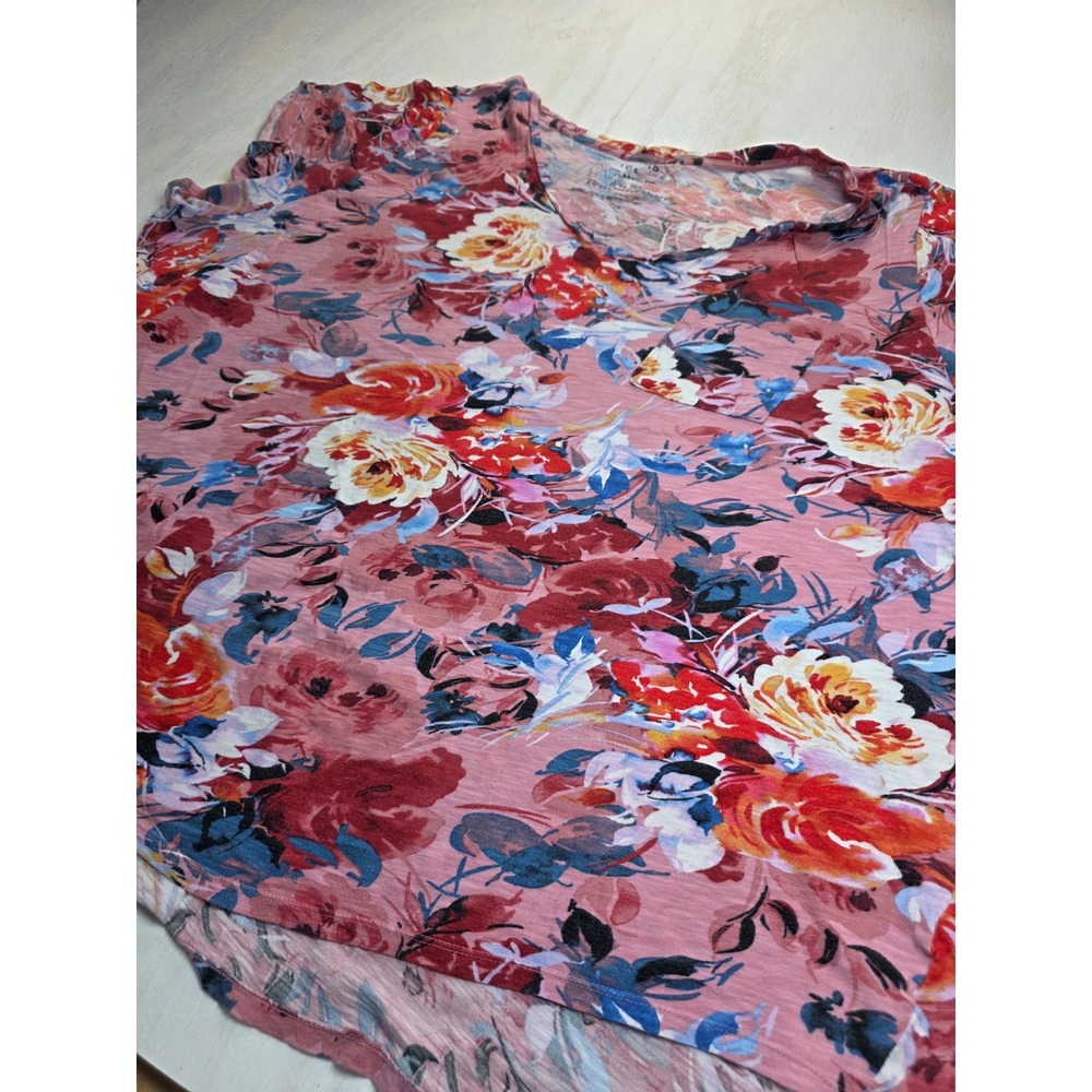 Torrid Classic Fit Floral V-Neck Pocket Tee Pink Cotton Plus Size 5 5X Boho